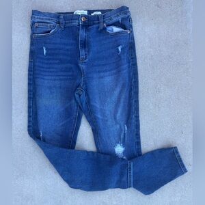 Regeneration Hi-Rise Distressed Skinny Jeans (Size 13)